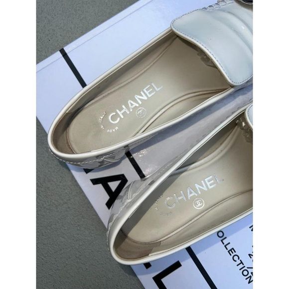 Authentic CHANEL Mocassin White Chain Link Leather CC Logo Loafers Size IT37 - Picture 10 of 14